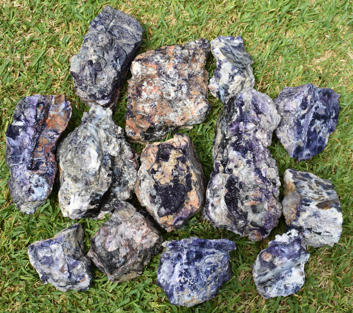300 LB Rough Tiffany Stone