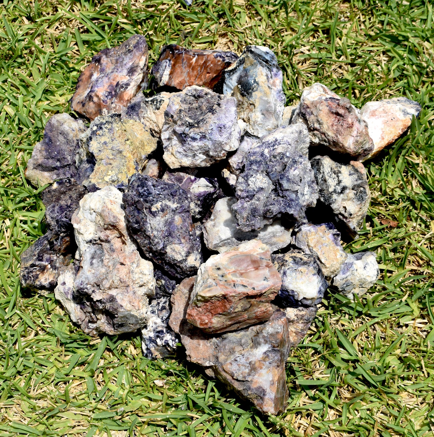 20.50 LB OPALIZED TIFFANY STONE ROUGH, Bertrandite, FLUORITE ( 2)