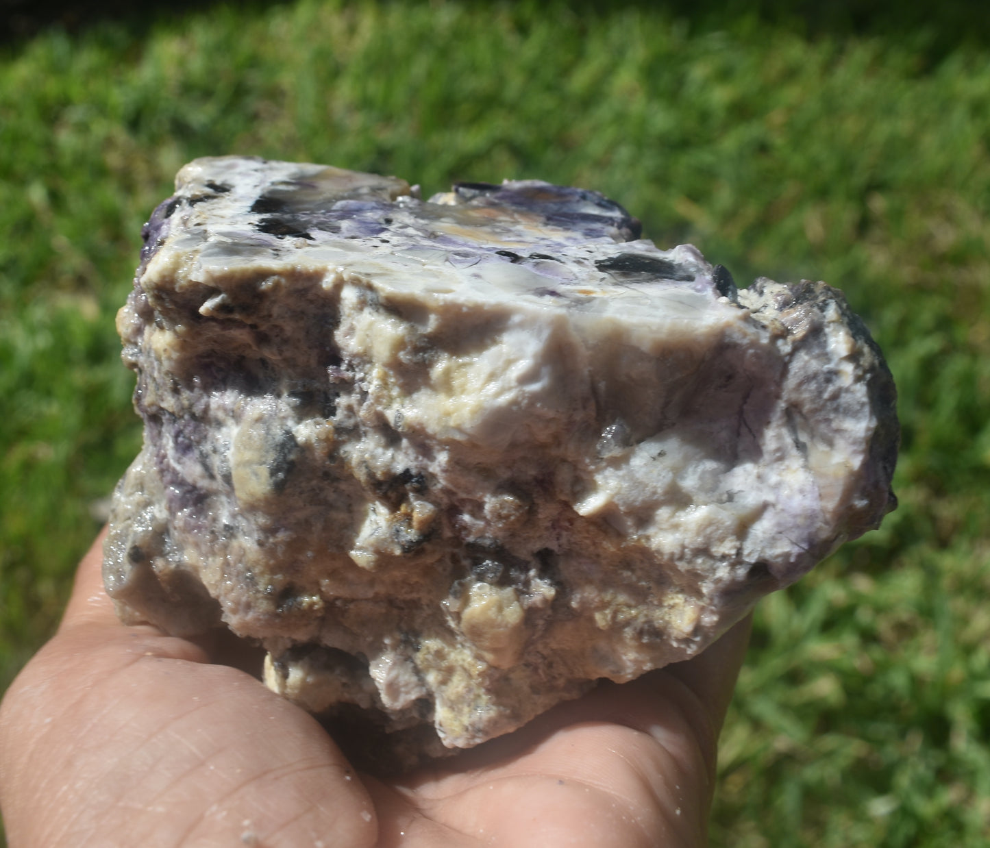 0.88 lb Rough Tiffany Stone (S-TR)