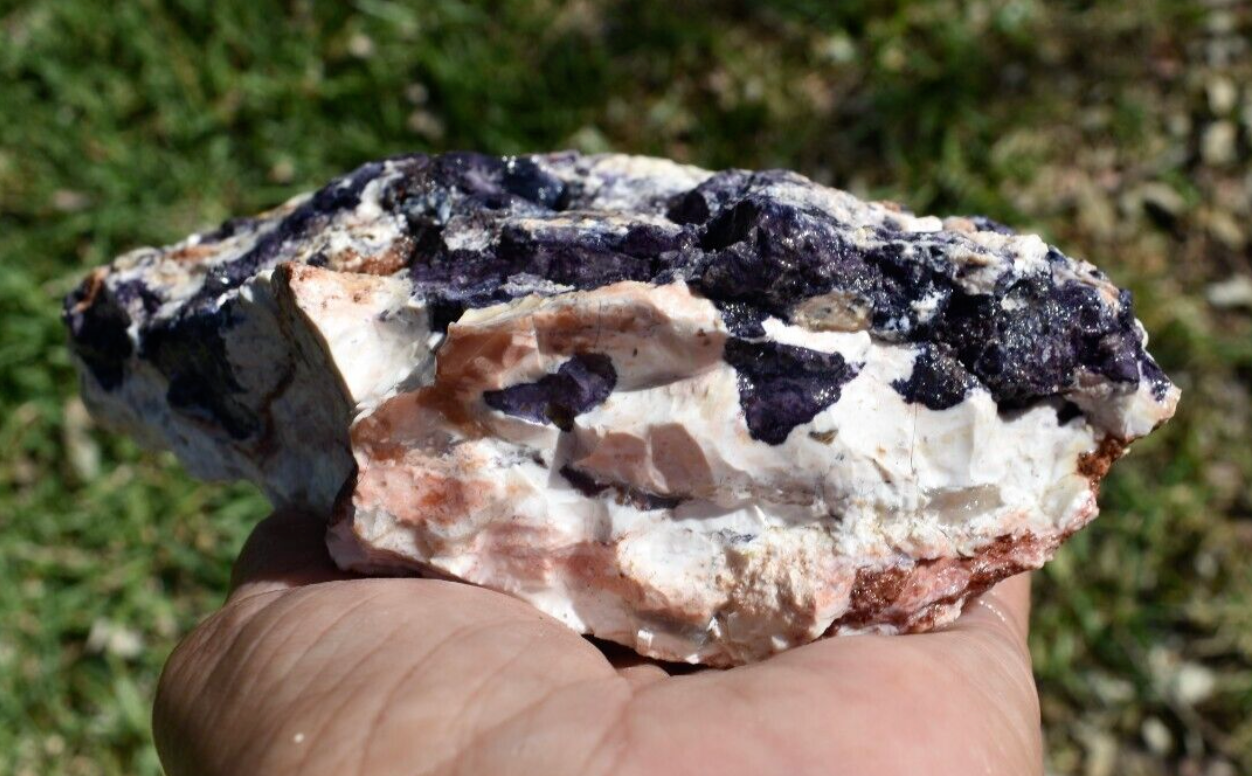 1.32 LB OPALIZED TIFFANY STONE ROUGH, Bertrandite, FLUORITE (R-YTU)