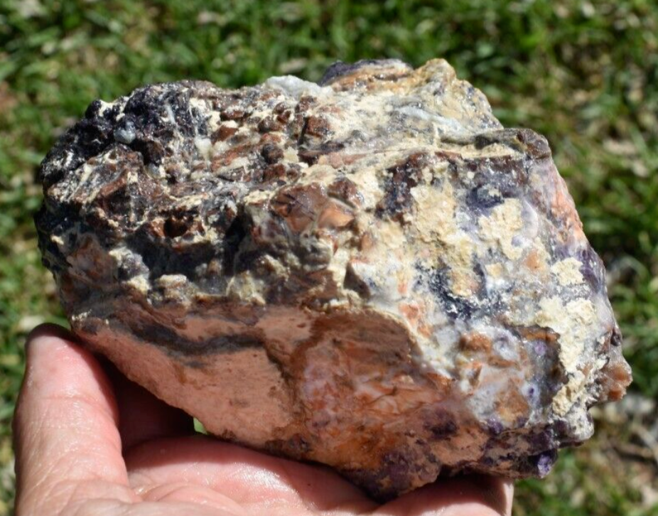 1.22 LB OPALIZED TIFFANY STONE ROUGH, Bertrandite, FLUORITE (DCX)