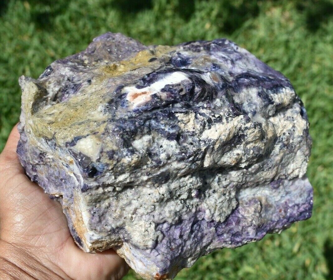 3.81 lb Rough Tiffany Stone (R-PCC)