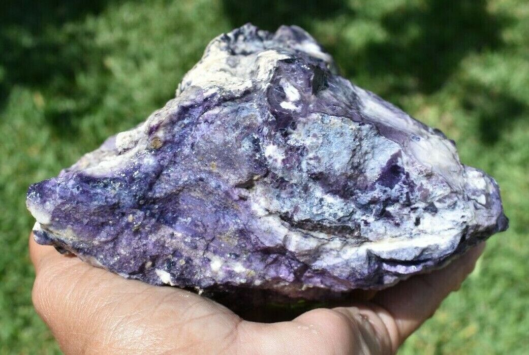 3.81 lb Rough Tiffany Stone (R-PCC)