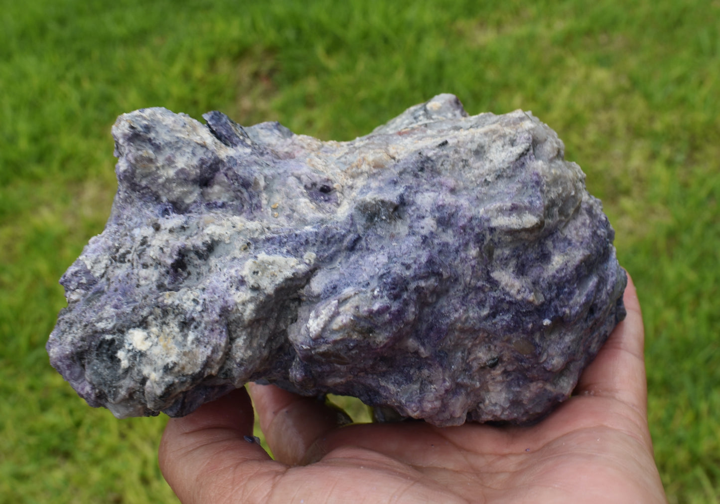 1.94 LB Tiffany Stone (Utah) Rough lapidary Rock (R- VVX)