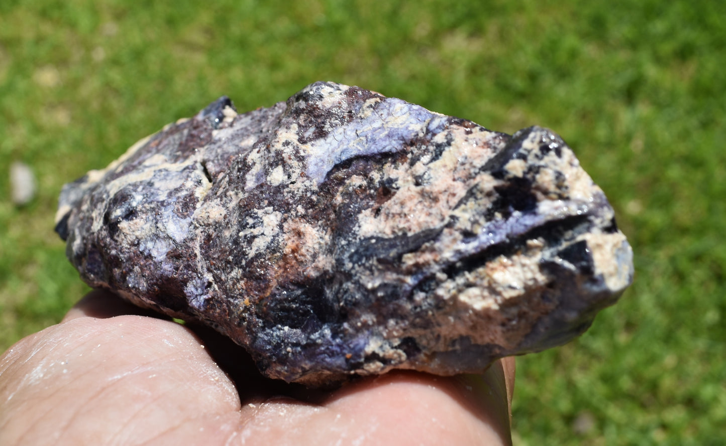 0.74 LB OPALIZED TIFFANY STONE ROUGH, Bertrandite, FLUORITE (NNH)