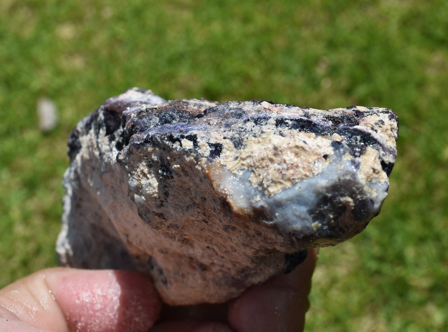 0.74 LB OPALIZED TIFFANY STONE ROUGH, Bertrandite, FLUORITE (NNH)