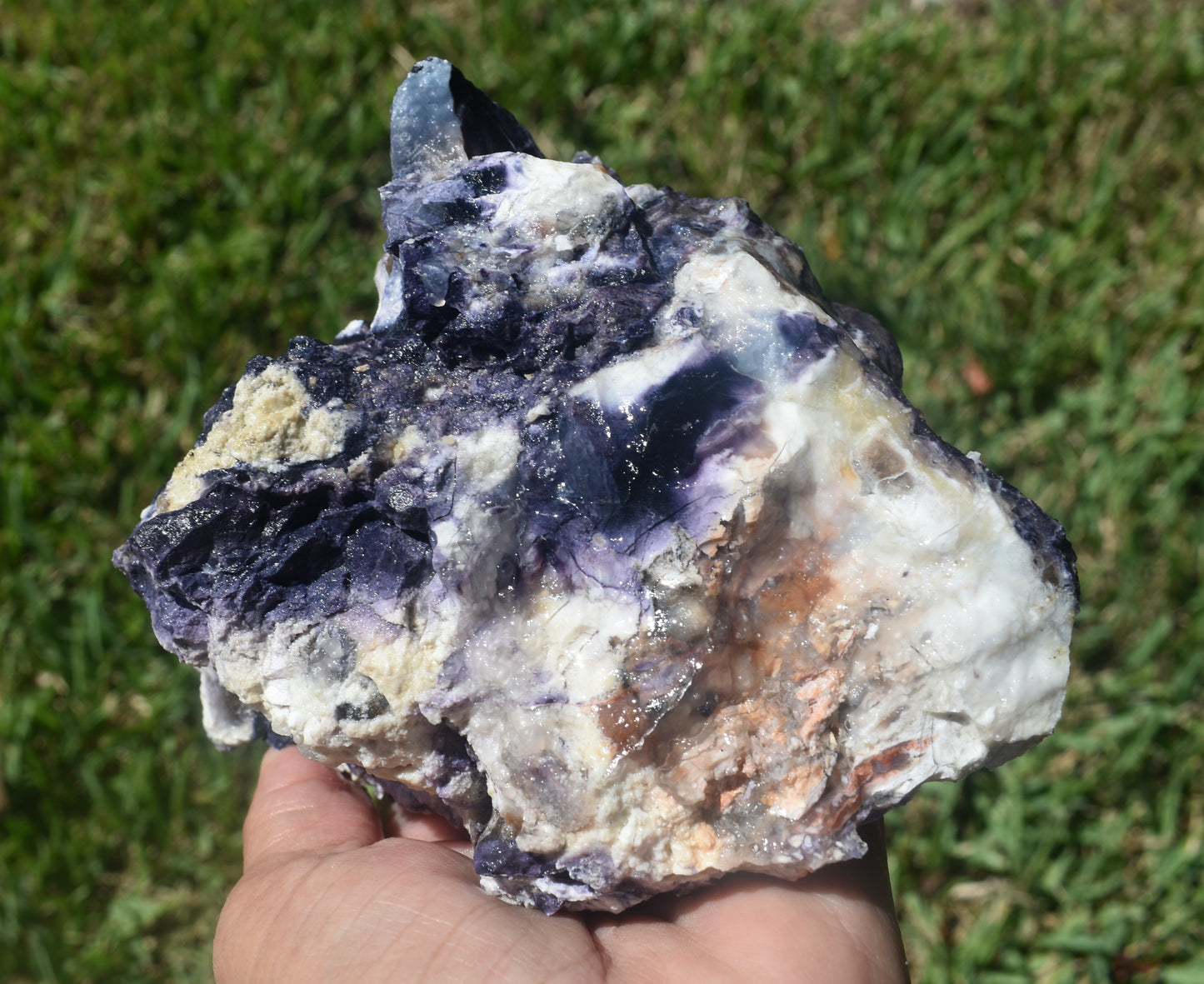 1.90 lb AAA Rough Tiffany Stone (R-CA)