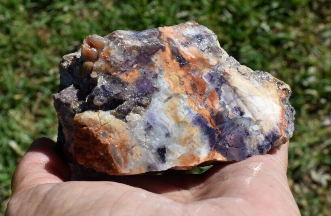 1.22 LB  OPALIZED TIFFANY STONE ROUGH, Bertrandite, FLUORITE (DCX)